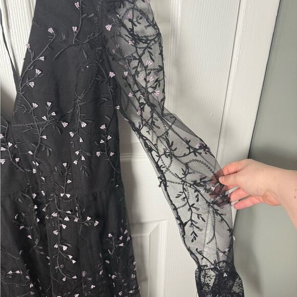 HELSI Ella Embroidered Long Sleeve Midi Dress L - Picture 4 of 10